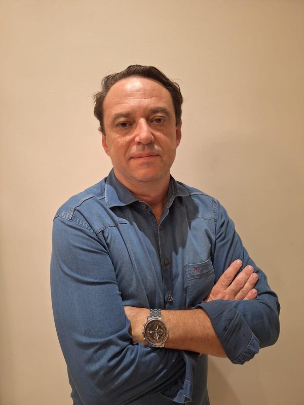 Cássio Vinicius Prestes